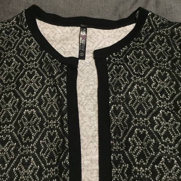 ABSOLUTELY black and white pattern cardigan small - Picture 3 of 8